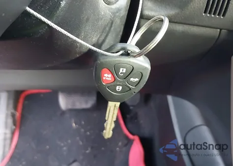 2010 Toyota Corolla S из США, поврежденный, VIN 2T1BU4EE7AC505629